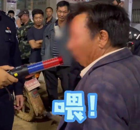 “剛到手兩天的駕駛證沒了” 江西持續(xù)開展冬季酒駕醉駕違法行為整治 “剛到手兩天的駕駛證沒了” 江西持續(xù)開展冬季酒駕醉駕違法行為整治