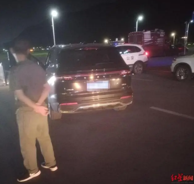 男子醉駕被查后“花式折騰”三小時，最終駕照被吊銷